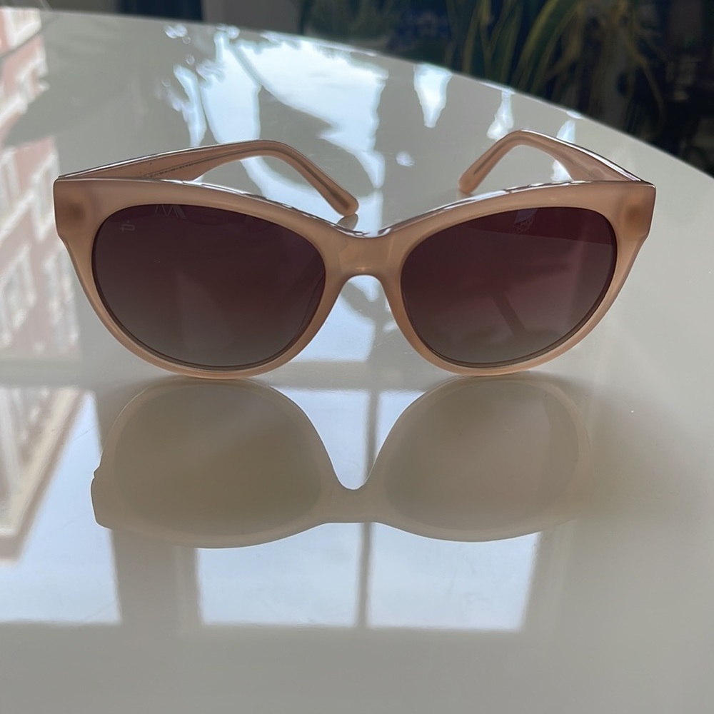 LA VITA by PRIVE REVAUX 55mm Blush tone sunglasses - Picture 2 of 5